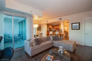 Photo #4: 2243983 Listing 