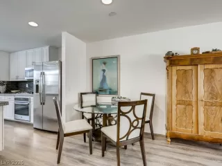 Photo #1: 2243984 Listing 