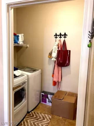 Photo #6: 2244012 Listing