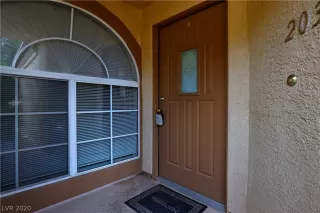 Photo #2: 2244044 Listing 