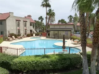 Photo #1: 2244067 Listing 