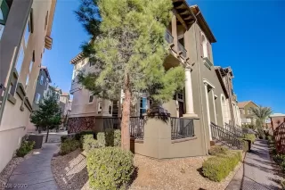 Photo #3: 2244140 Listing