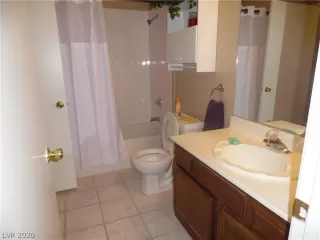 Photo #2: 2244142 Listing 
