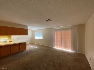 Photo #2: 2244151 Listing 