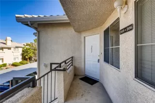 Photo #2: 2244190 Listing 