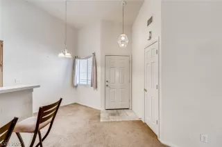 Photo #4: 2244190 Listing 