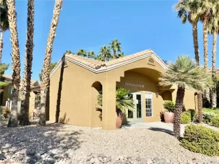 Photo #1: 2244213 Listing 