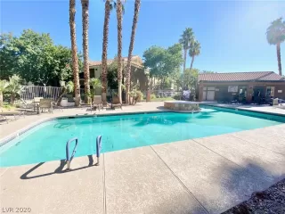 Photo #2: 2244213 Listing 