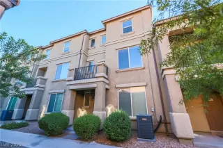 Photo #2: 2244235 Listing