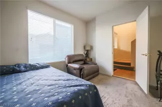 Photo #5: 2244235 Listing