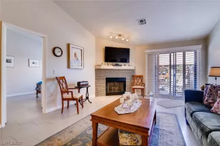 Photo #2: 2244237 Listing 