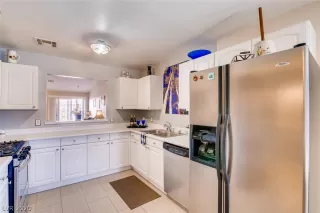 Photo #4: 2244237 Listing 