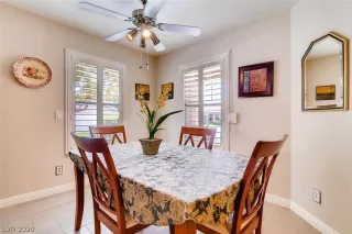 Photo #5: 2244237 Listing 