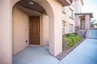 Photo #1: 2244257 Listing