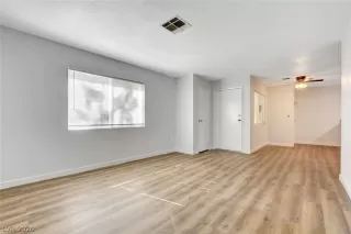 Photo #6: 2244315 Listing 