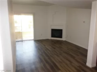 Photo #2: 2244336 Listing 