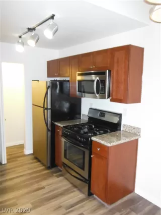 Photo #6: 2244336 Listing 