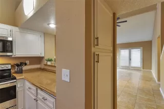 Photo #6: 2244364 Listing