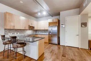 Photo #3: 2244387 Listing 