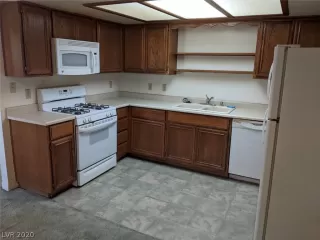 Photo #5: 2244434 Listing 