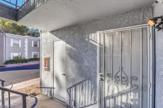 Photo #2: 2244444 Listing 