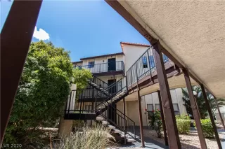 Photo #2: 2244461 Listing