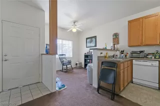 Photo #5: 2244474 Listing