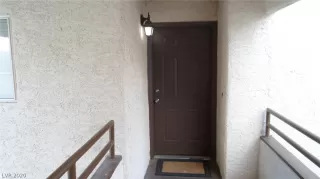 Photo #3: 2244477 Listing