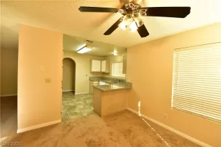 Photo #4: 2244477 Listing