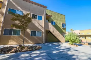 Photo #2: 2244493 Listing 