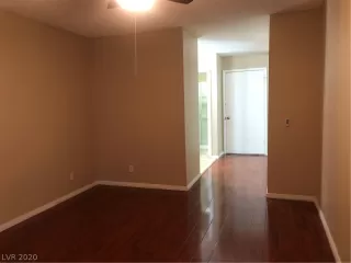 Photo #5: 2244511 Listing 