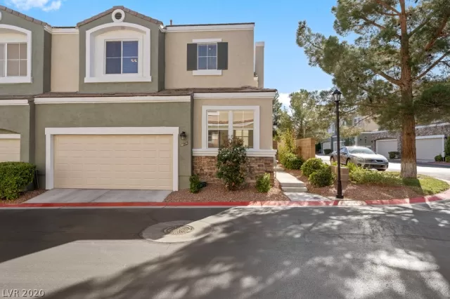 MLS: 2244553 Condo For Sale