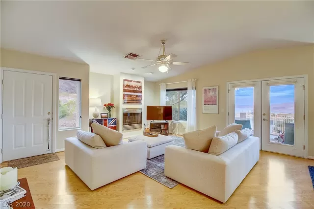 MLS: 2244672 Condo For Sale