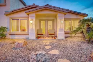 Photo #3: 2244672 Listing