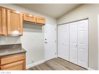 Photo #3: 2244688 Listing