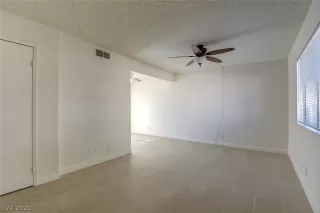 Photo #2: 2244752 Listing 