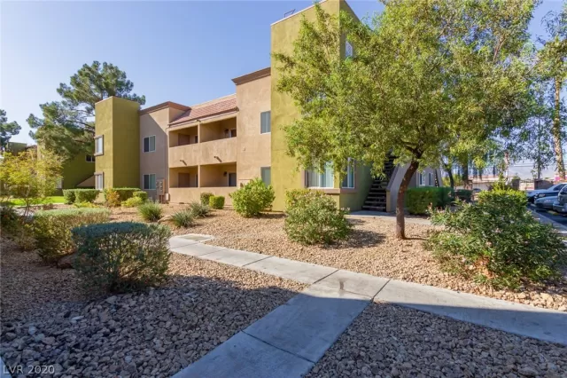 MLS: 2244800 Condo For Sale