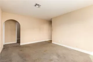 Photo #4: 2244800 Listing 