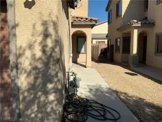 Photo #1: 2244867 Listing 