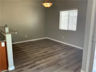 Photo #5: 2244867 Listing 