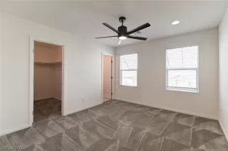 Photo #6: 2244901 Listing 