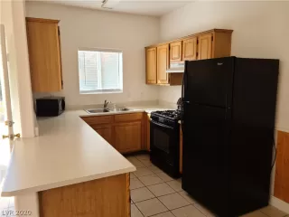 Photo #6: 2244922 Listing