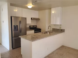 Photo #3: 2244925 Listing 