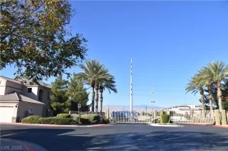 Photo #1: 2244946 Listing 