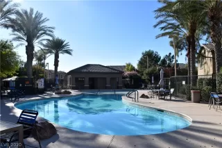 Photo #2: 2244946 Listing 