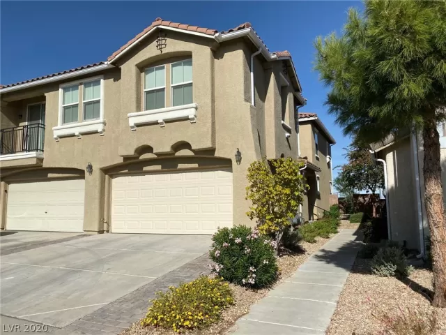 MLS: 2244949 Condo For Sale