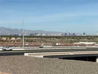 Photo #2: 2244949 Listing