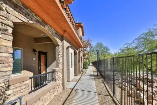 Photo #1: 2245969 Listing