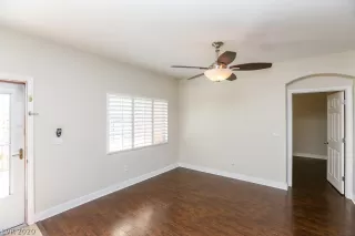 Photo #2: 2245969 Listing