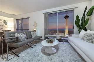 Photo #1: 2245985 Listing 